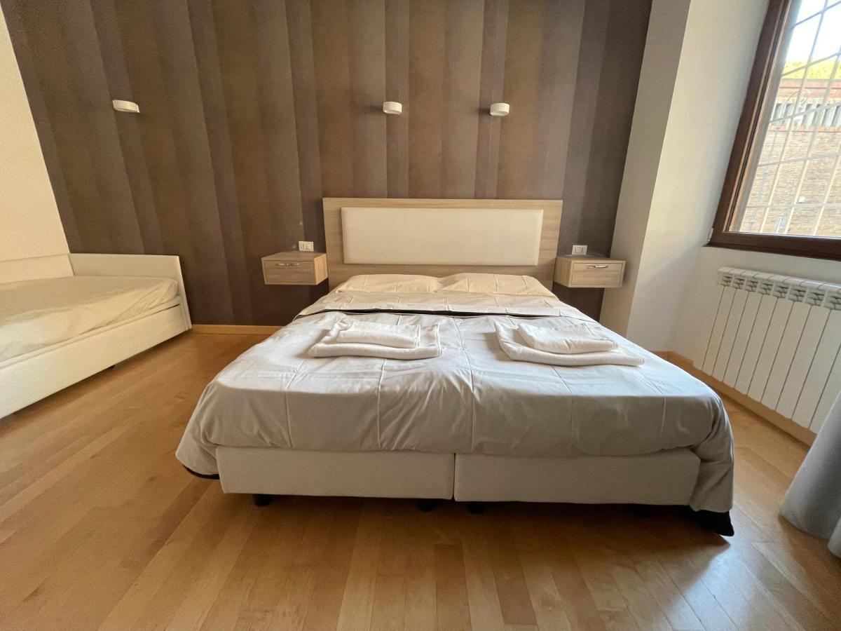 Luciano Laterani Guest House Roma Exterior foto