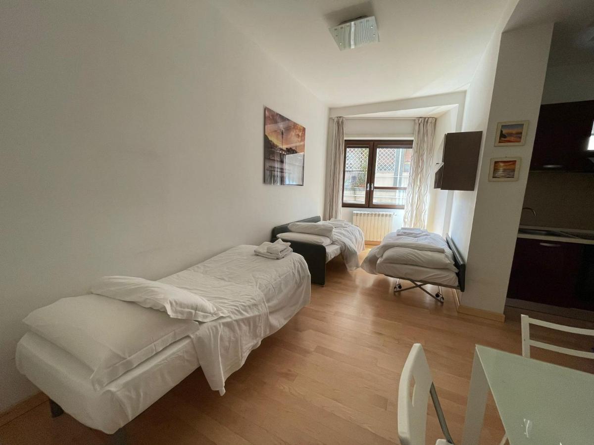 Luciano Laterani Guest House Roma Exterior foto